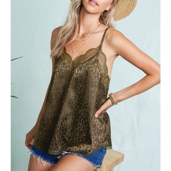La Miel Lace Trim Silky Camisole Leopard Print Olive Color Size Large NWT - Picture 4 of 7